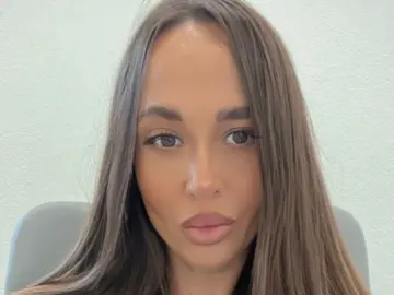 Solazolaa23  live sex cam
