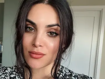 Bellagirl  live sex cam