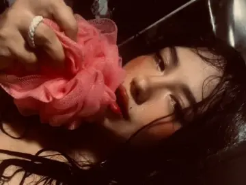 Perla_Dumon  live sex cam