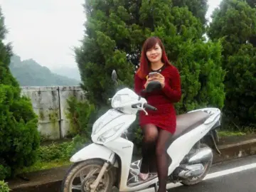 Ellsa93  live sex cam