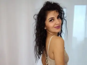 YasmineDelightX  live sex cam