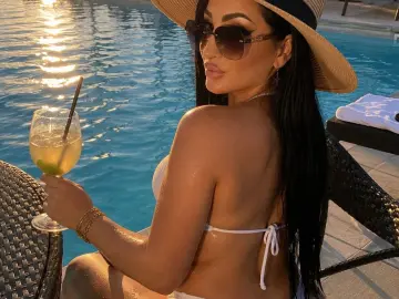 MaryTia29  live sex cam