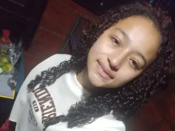 AntonelaBlazeLuv  live sex cam