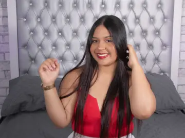 SariJones  live sex cam