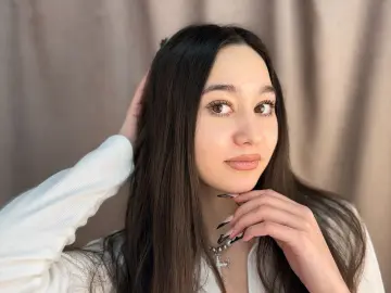 NicoleBrowniee  live sex cam