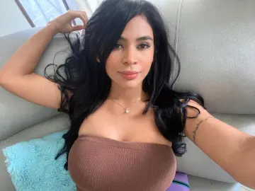 AaliiyahLux  live sex cam