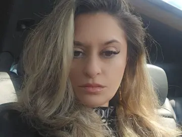 Lionesss8786  live sex cam