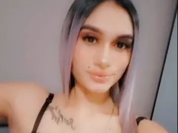 SnowQueen  live sex cam