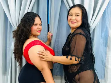 Girls_Squirt69  live sex cam