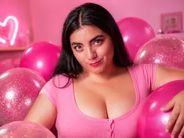PoppyKensingtonOG  live sex cam