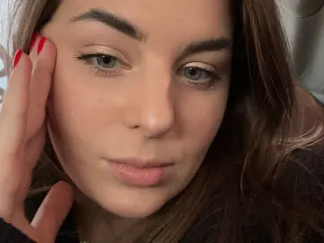 Evaloriax  live sex cam