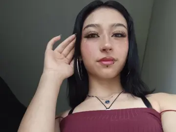 Nyxiere687  live sex cam