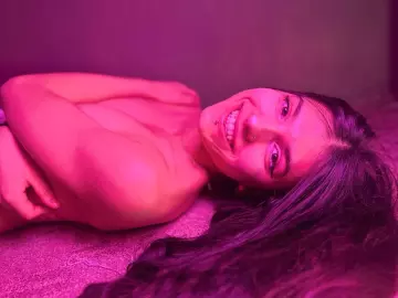 LucyPurpleX  live sex cam