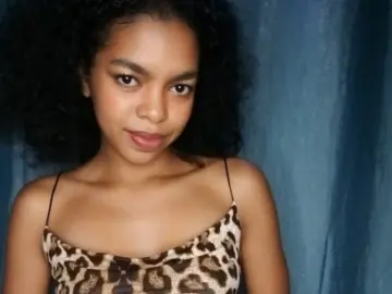 Evynya  live sex cam