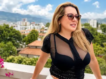 Magnolia_Love  live sex cam