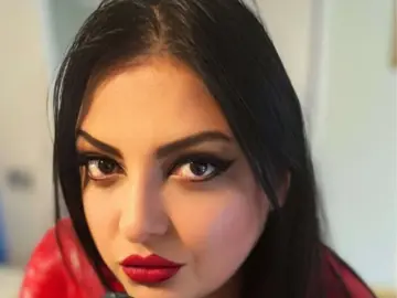 QueenMandy  live sex cam
