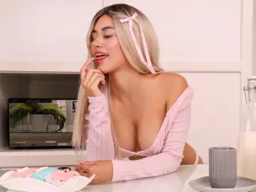 Ari_Love  live sex cam