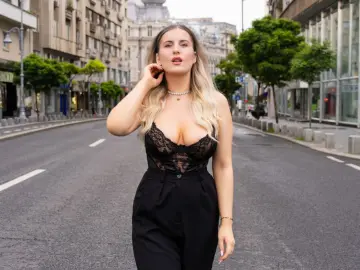 KendallPirce  live sex cam