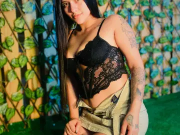 Cristall_22  live sex cam