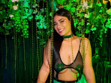 Zahara_Fox  live sex cam