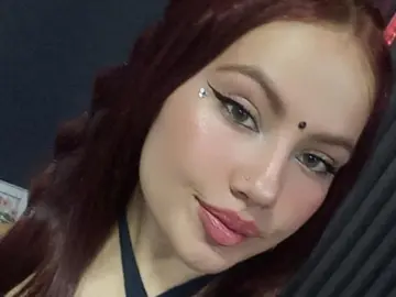 Charlotte_Evanss  live sex cam