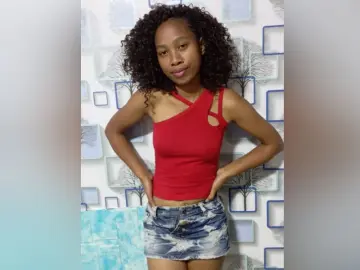 Thania1  live sex cam