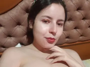Farina56  live sex cam