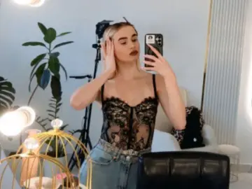 Boss_Nikki  live sex cam