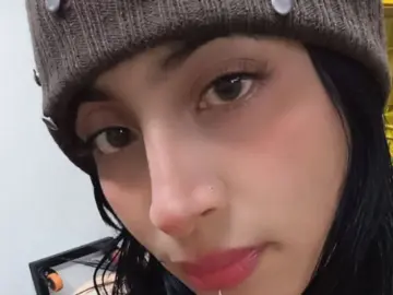 LunaAdamsX  live sex cam