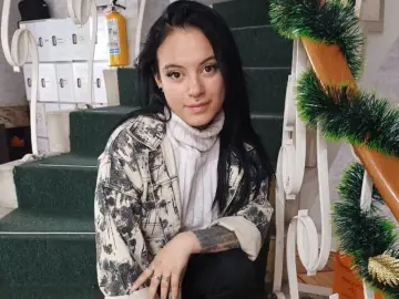 Dahyana_Klymt  live sex cam