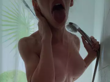 Angelmouth1  live sex cam