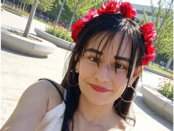 CristalWhite  live sex cam
