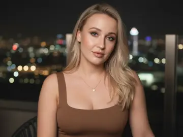 Curvywildladyy30  live sex cam