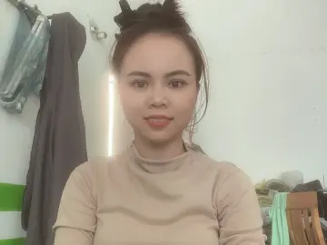 Roosee69  live sex cam