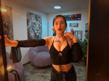 Keisy_Kurt  live sex cam