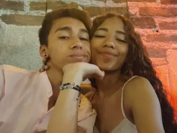 LexxyAndAres621  live sex cam