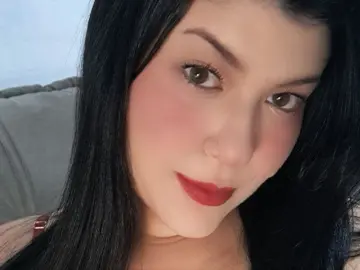QueenDommenique  live sex cam