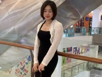 CherryChin1  live sex cam