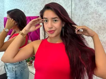 CristalHadid1  live sex cam