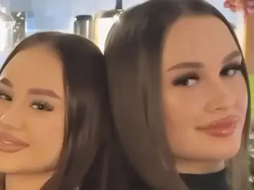TamelaAndMagdale  live sex cam