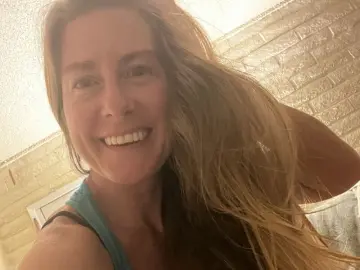 ZoeeBooWho  live sex cam