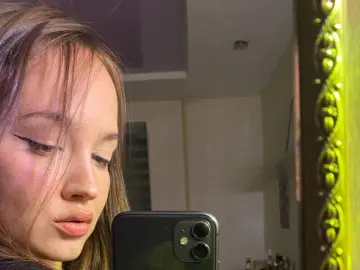EvaPovilain  live sex cam