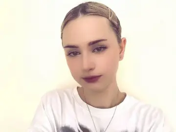 JudithHaverstock  live sex cam