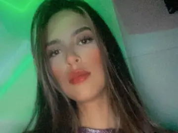 MeganSapphire  live sex cam