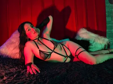 BrendaHunk  live sex cam