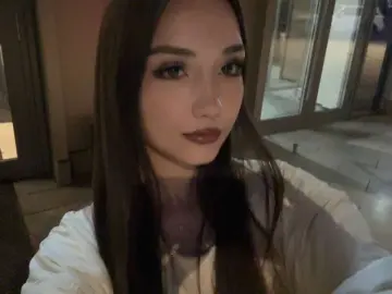 MeghanSkomo  live sex cam
