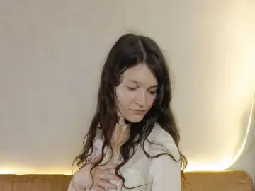 MillieStrife  live sex cam