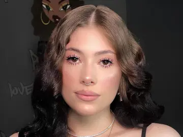 ShayneKuster  live sex cam