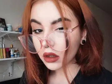 OletaSuffern  live sex cam