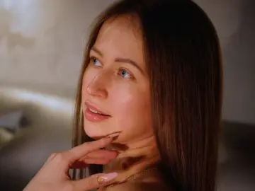 BellaLiii  live sex cam